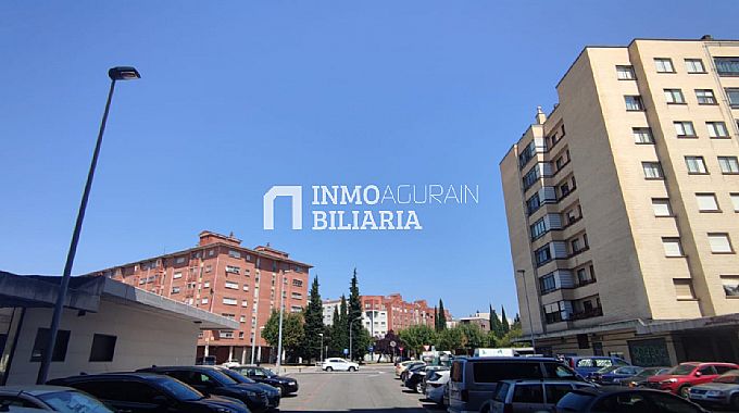 SE VENDE LOCAL EN LA CALLE IRUNLARREA