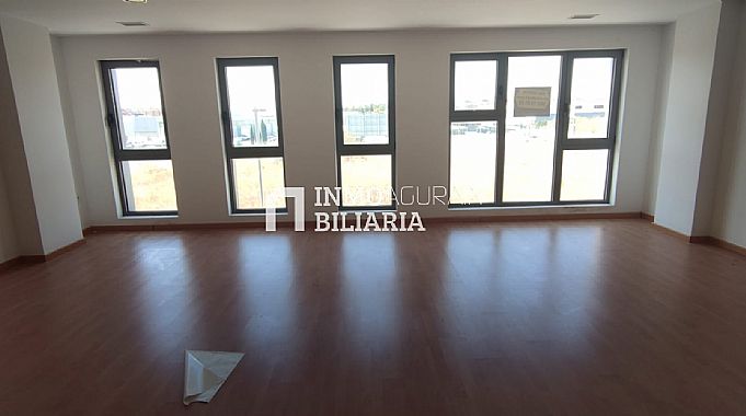 SE VENDE OFICINA EN CALLE BERRIOZAR DE ANSOAIN