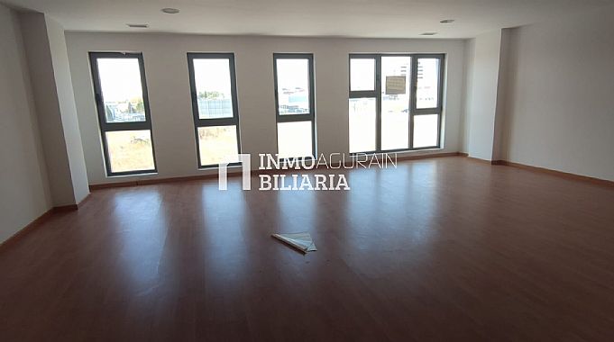 SE VENDE OFICINA EN CALLE BERRIOZAR DE ANSOAIN