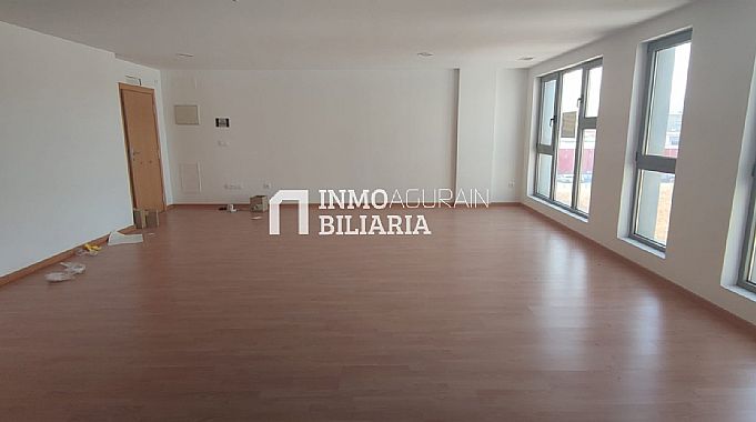 SE VENDE OFICINA EN CALLE BERRIOZAR DE ANSOAIN