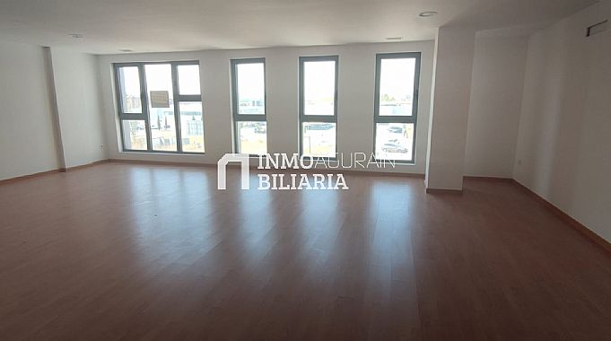 SE VENDE OFICINA EN CALLE BERRIOZAR DE ANSOAIN