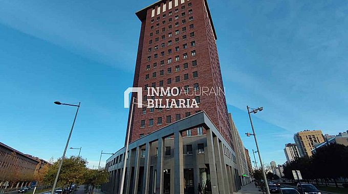 OFICINA EN SALBURUA