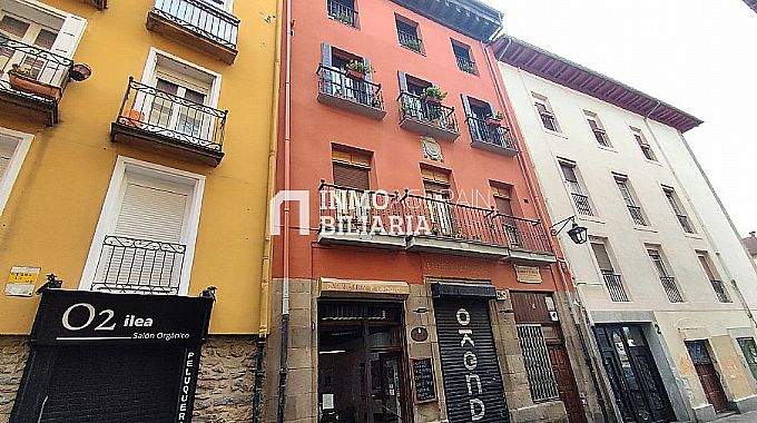 APARTAMENTO EN CALLE CORRERIA