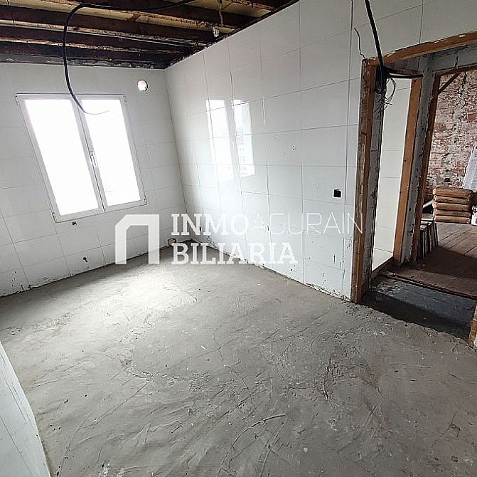 APARTAMENTO EN CALLE CORRERIA - 6