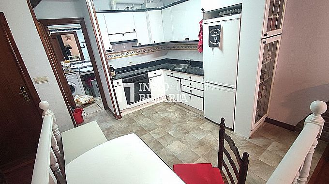 APARTAMENTO EN EL CENTRO DE VITOIRA-GASTEIZ
