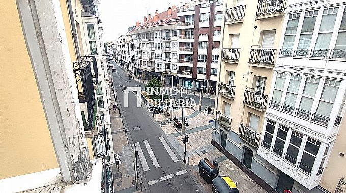 APARTAMENTO EN EL CENTRO DE VITOIRA-GASTEIZ