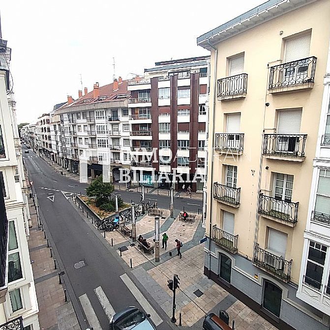 APARTAMENTO EN EL CENTRO DE VITOIRA-GASTEIZ - 12