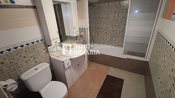 Venta de bajera / lonja en Vitoria-Gasteiz