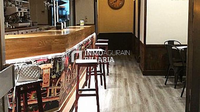 NEGOCIO DE HOSTELERA EN FUNCIONAMIENTO (EL PILAR)