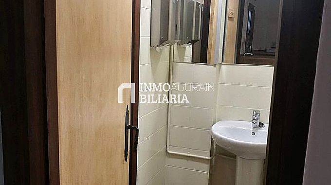 NEGOCIO DE HOSTELERA EN FUNCIONAMIENTO (EL PILAR)