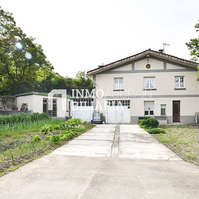 INMOBILIARIA AGURAIN VENDE CASA EN ALBENIZ - 1