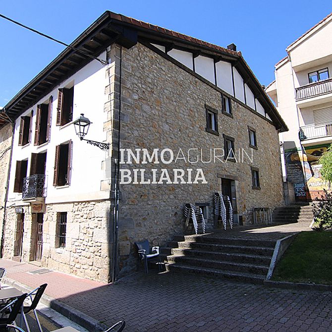 VENTA DE EDIFICIO RESIDENCIAL EN ARAIA  - 1