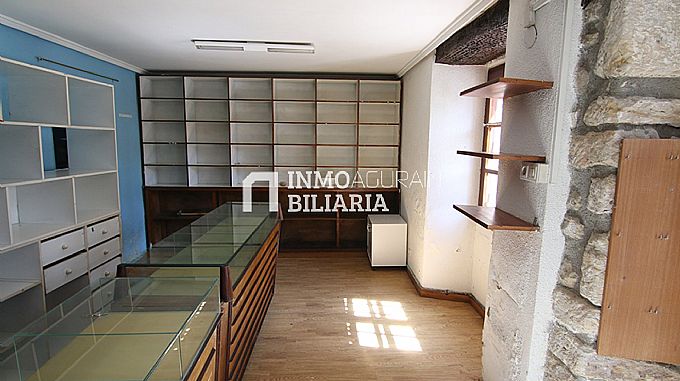 VENTA DE EDIFICIO RESIDENCIAL EN ARAIA 