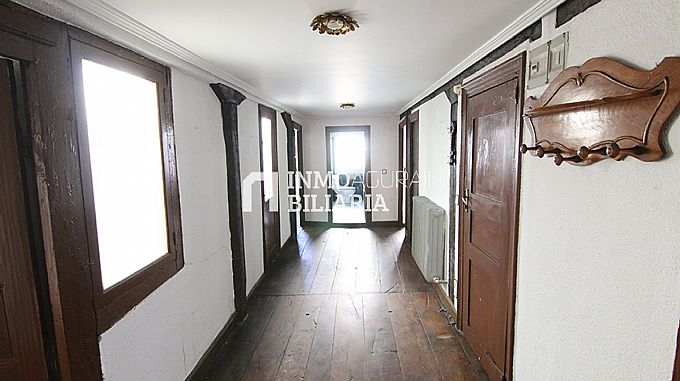 VENTA DE EDIFICIO RESIDENCIAL EN ARAIA 