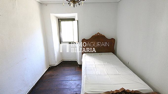 VENTA DE EDIFICIO RESIDENCIAL EN ARAIA 