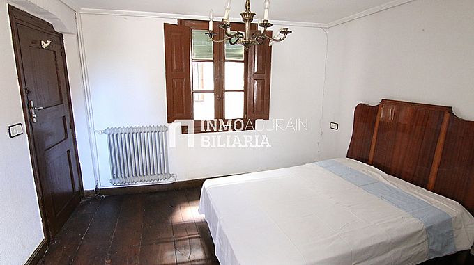 VENTA DE EDIFICIO RESIDENCIAL EN ARAIA 