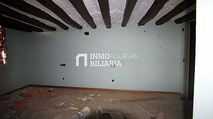 Venta de casa en Dicastillo