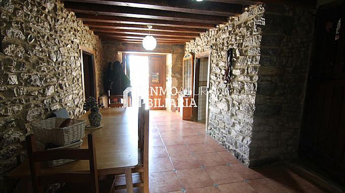 CASA EN GAZEO