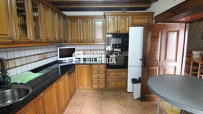 CASA EN GAZEO