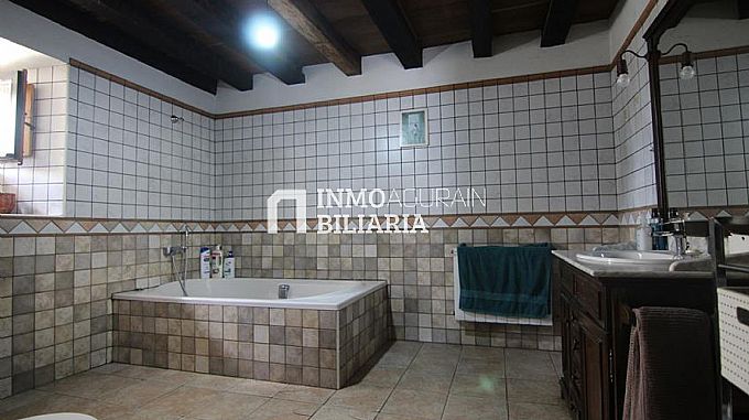 CASA EN GAZEO