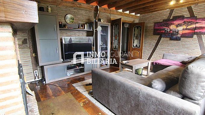 CASA EN GAZEO