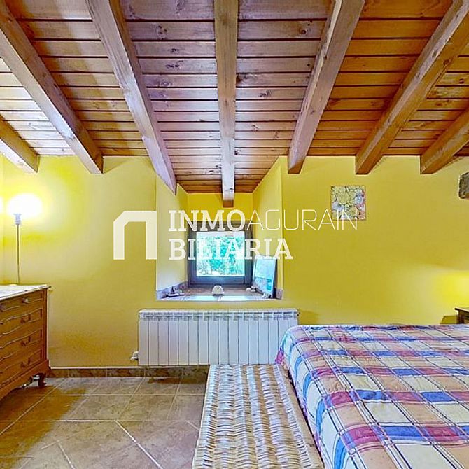 CASA UNIFAMILIAR CON TERRENO Y ASCENSOR EN IZURDIAGA - 4