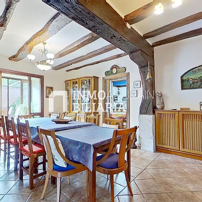 CASA UNIFAMILIAR CON TERRENO Y ASCENSOR EN IZURDIAGA - 32