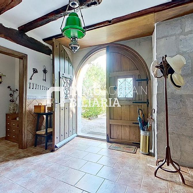 CASA UNIFAMILIAR CON TERRENO Y ASCENSOR EN IZURDIAGA - 34