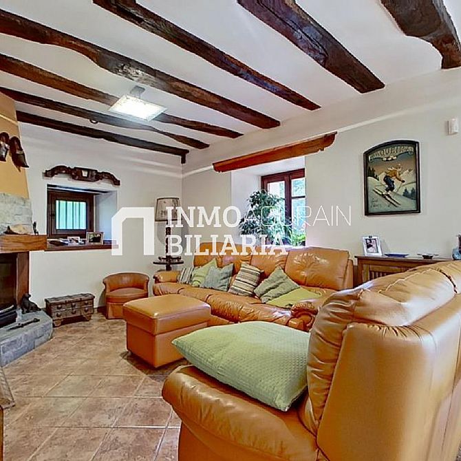 CASA UNIFAMILIAR CON TERRENO Y ASCENSOR EN IZURDIAGA - 35