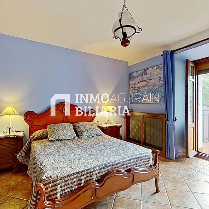 CASA UNIFAMILIAR CON TERRENO Y ASCENSOR EN IZURDIAGA - 48