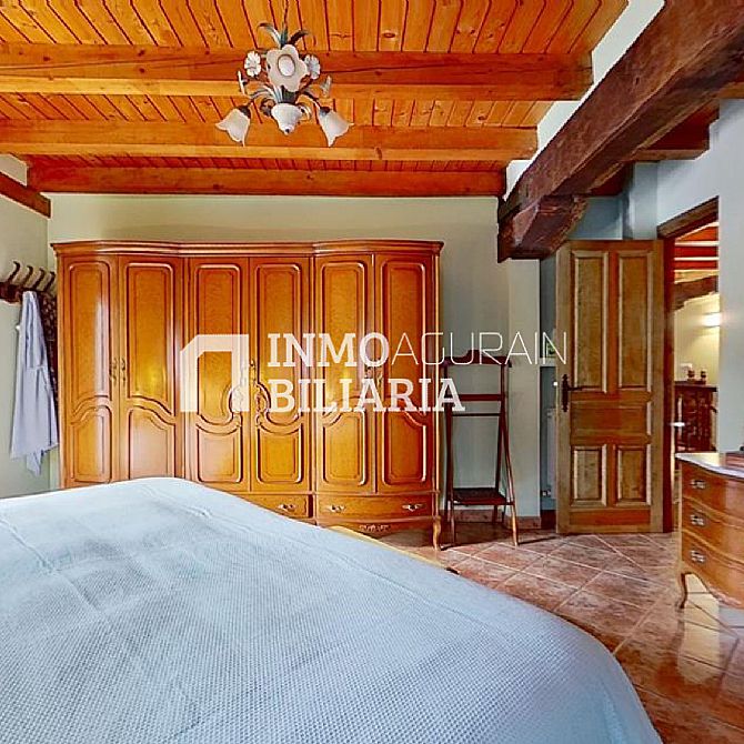 CASA UNIFAMILIAR CON TERRENO Y ASCENSOR EN IZURDIAGA - 53
