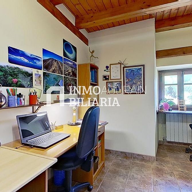CASA UNIFAMILIAR CON TERRENO Y ASCENSOR EN IZURDIAGA - 56