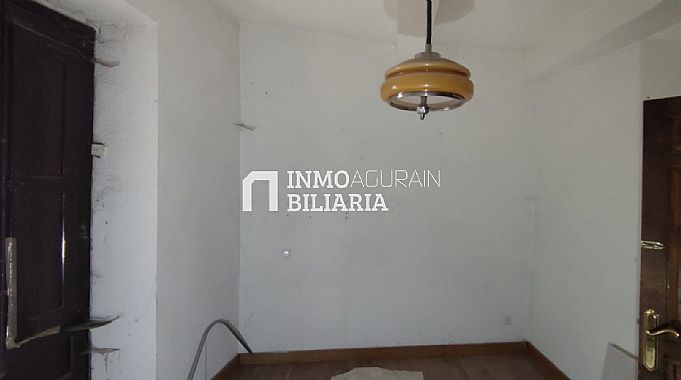 CASA EN LUMBIER