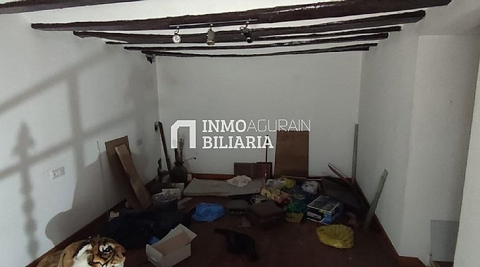 CASA EN LUMBIER