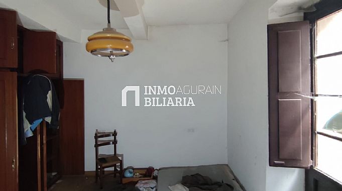 CASA EN LUMBIER