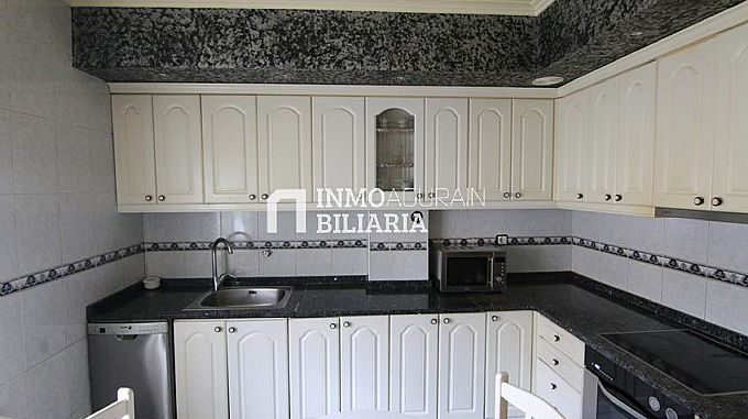 SE VENDE CASA ADOSADA EN OLAZTI/OLAZAGUTIA