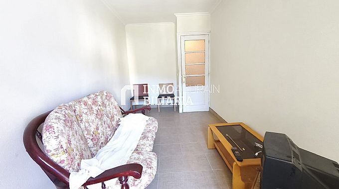 CASA UNIFAMILIAR ADOSADA EN OLAZTI/OLAZAGUTIA