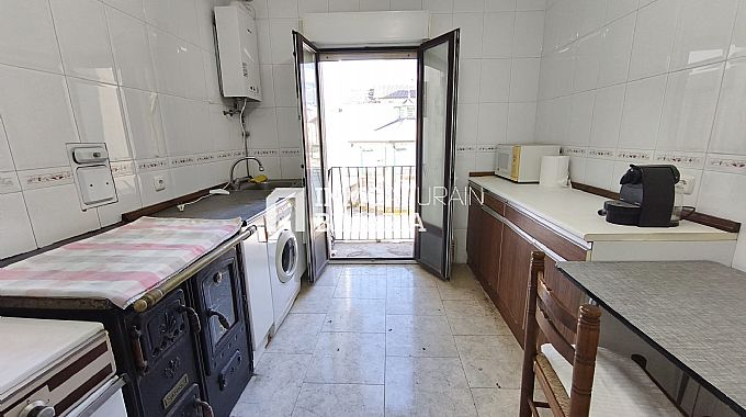 CASA UNIFAMILIAR ADOSADA EN OLAZTI/OLAZAGUTIA
