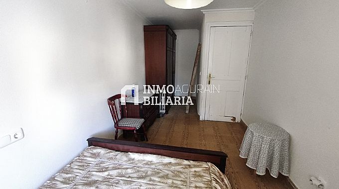 CASA UNIFAMILIAR ADOSADA EN OLAZTI/OLAZAGUTIA
