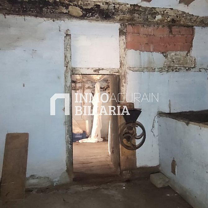 CASA A REFORMAR, REHABILITAR O DERRIBAR EN DORRAO/TORRANO - 13