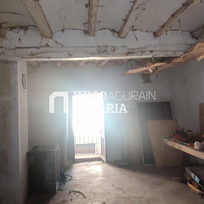 CASA A REFORMAR, REHABILITAR O DERRIBAR EN DORRAO/TORRANO - 16
