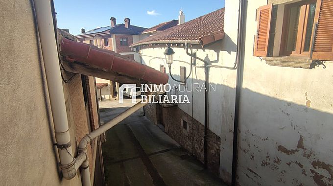 CASA A REFORMAR, REHABILITAR O DERRIBAR EN DORRAO/TORRANO