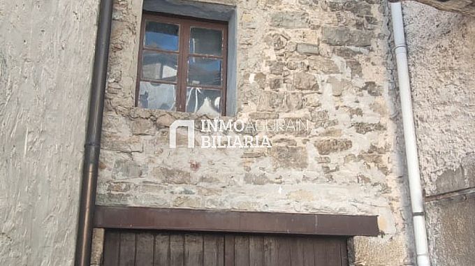 CASA A REFORMAR, REHABILITAR O DERRIBAR EN DORRAO/TORRANO