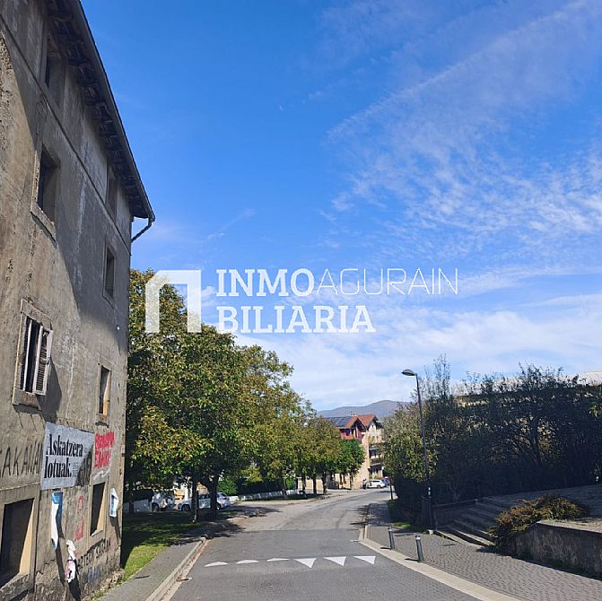 CASA A REFORMAR EN URDIAIN - 3