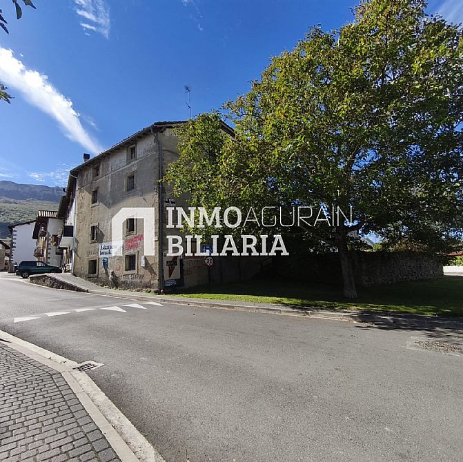 CASA A REFORMAR EN URDIAIN - 10