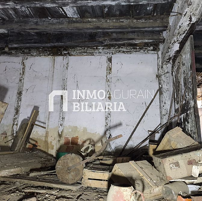 CASA A REFORMAR EN URDIAIN - 11