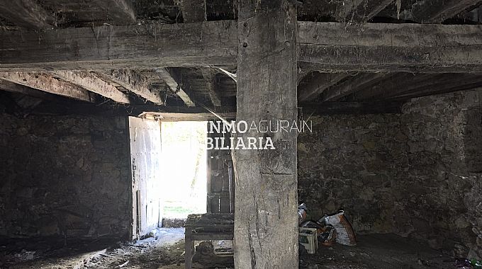 CASA A REFORMAR EN URDIAIN
