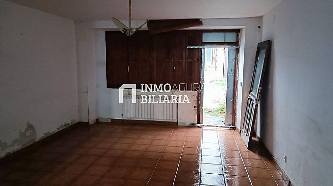 Venta de casa en Villanueva de Longuida