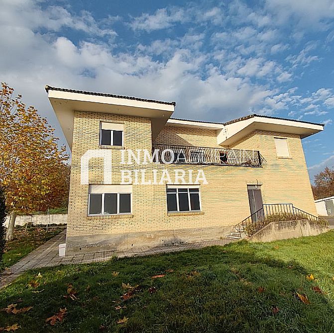 Venta de casa en Zaitegi - 1