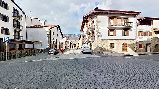 DUPLEX EN LAKUNTZA